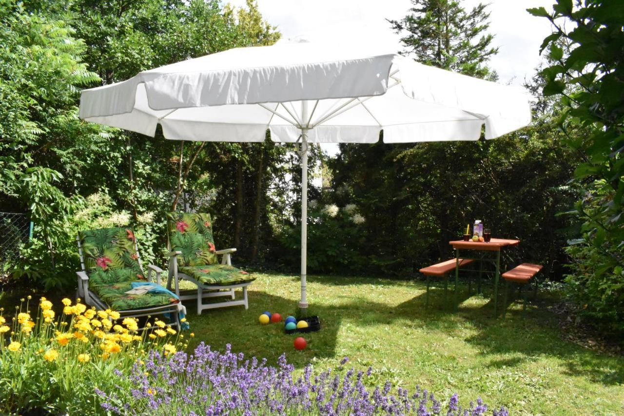 Mediterran-Skandinavisch - Outdoorwhirlpool Ganzjaehrig Burgthann Exterior foto